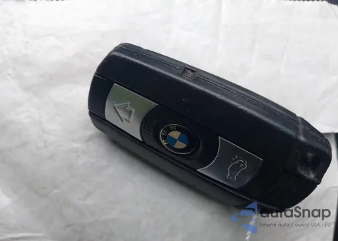 2014 BMW X1 xDrive28I z USA, uszkodzony, nr VIN WBAVL1C50EVY11816